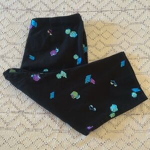 Vintage Coldwater Creek Embroidered Seashell Beachy Stretch Petite Capri Pants